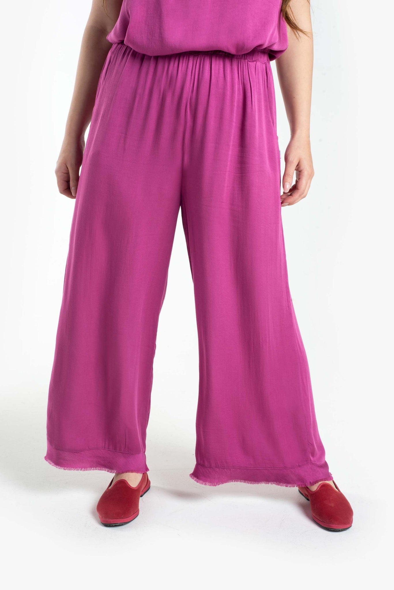 Satin cropped trousers