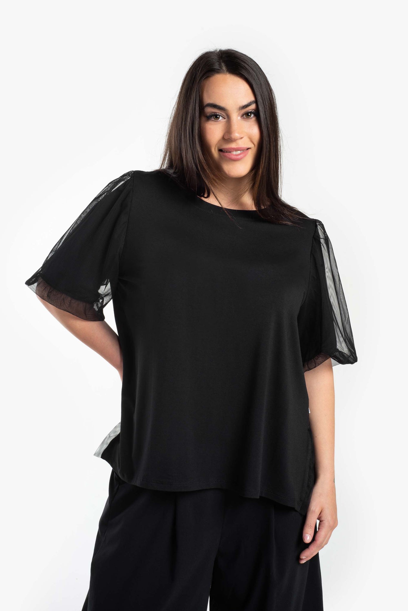 T-shirt manica con tulle